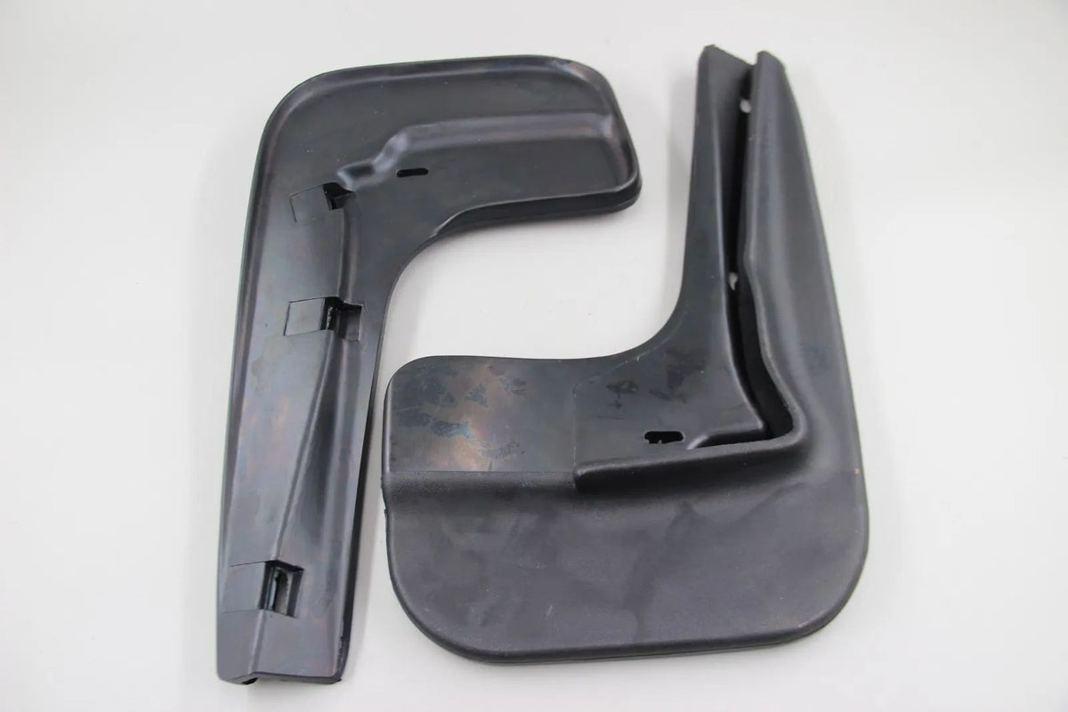 Original BMW E36 3er Reihe Satz Schmutzfänger vorn NOS 82119413525