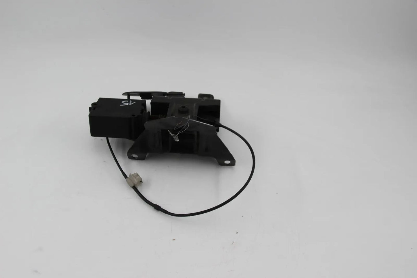 Original BMW E39 520d-540i Schloss Heckklappe 51248168892