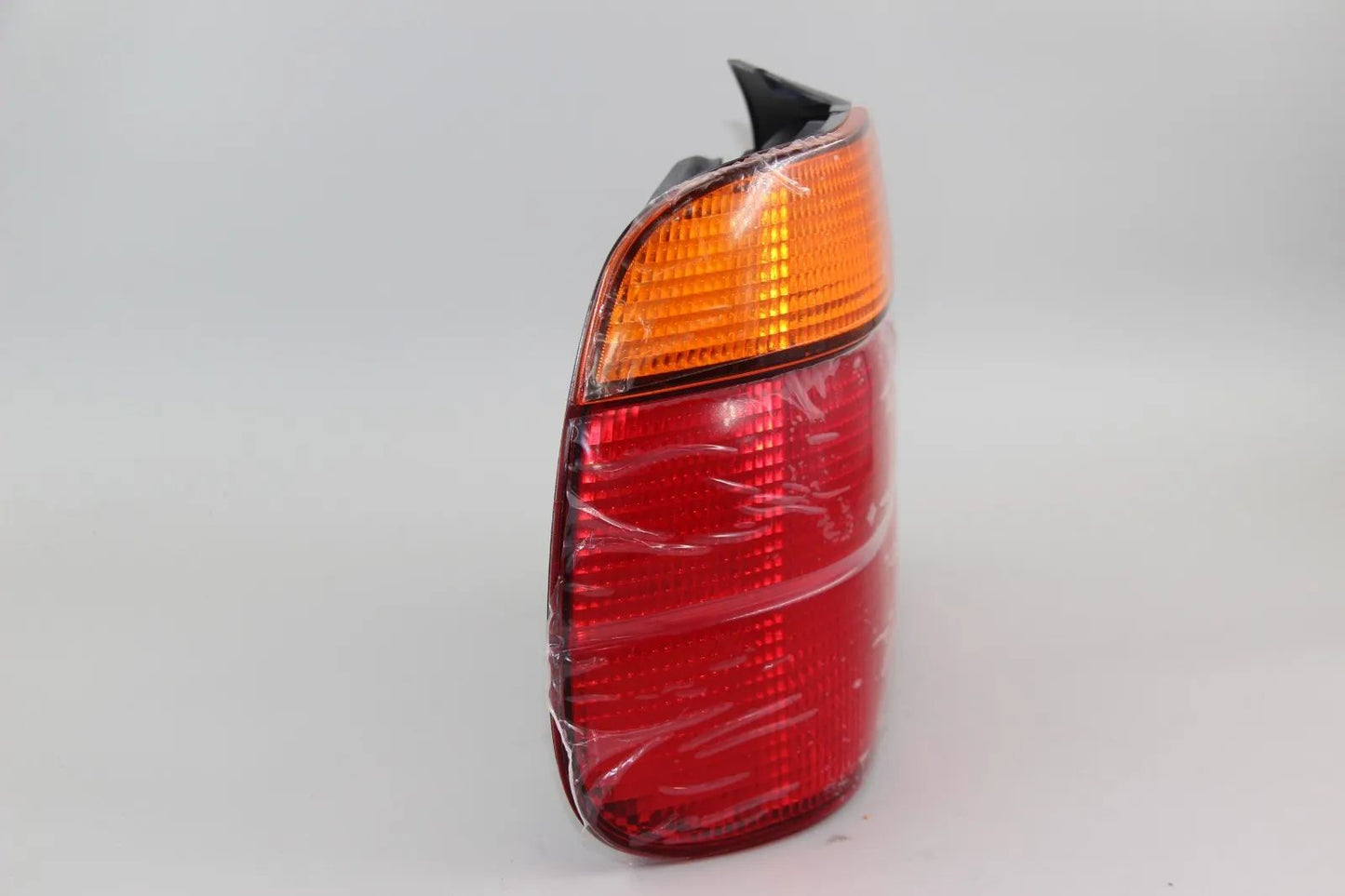 Original BMW E36 Compact 3er Heckleuchte mit Nebelschlusslicht links 63218357869