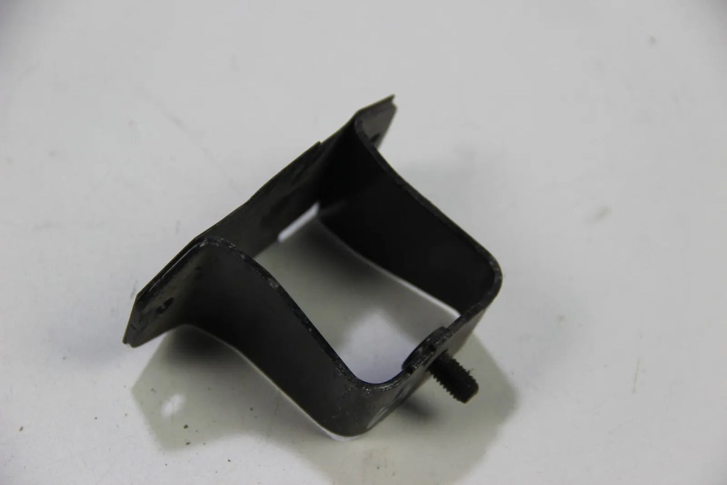 BMW E30 316i-325i Halter Halterung Stoßstange VFL Vorne 3er OEM 51111888122