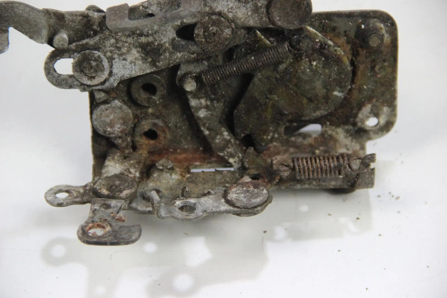 Original BMW E3 E9 E12 E21 Türfangschloss Links Türschloss Drehfallschloss