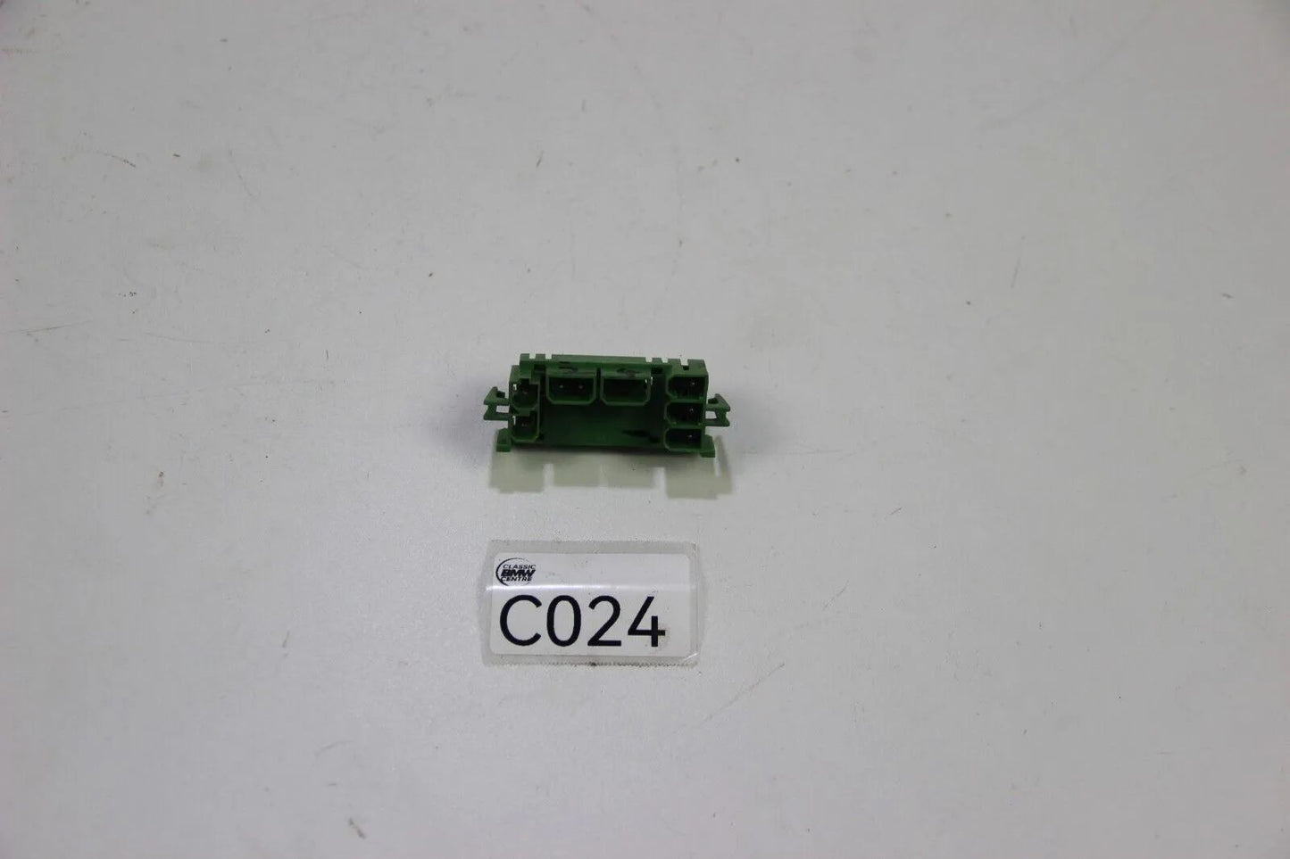 Original BMW E30 316i-325i M3 Stecker Steckergehäuse 3er OEM Kombi 1372218