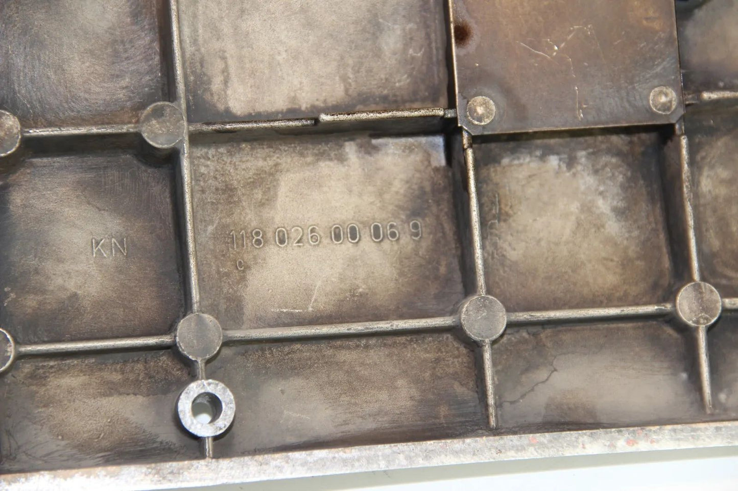 BMW Ventildeckel Zylinderkopfhaube Abdeckung 11802600069 1502-2002 tii