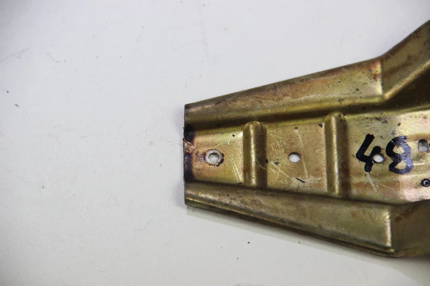 Original BMW E30 ZV Zentralverriegelung Halterung Steuergerät 1380302 316i-325i