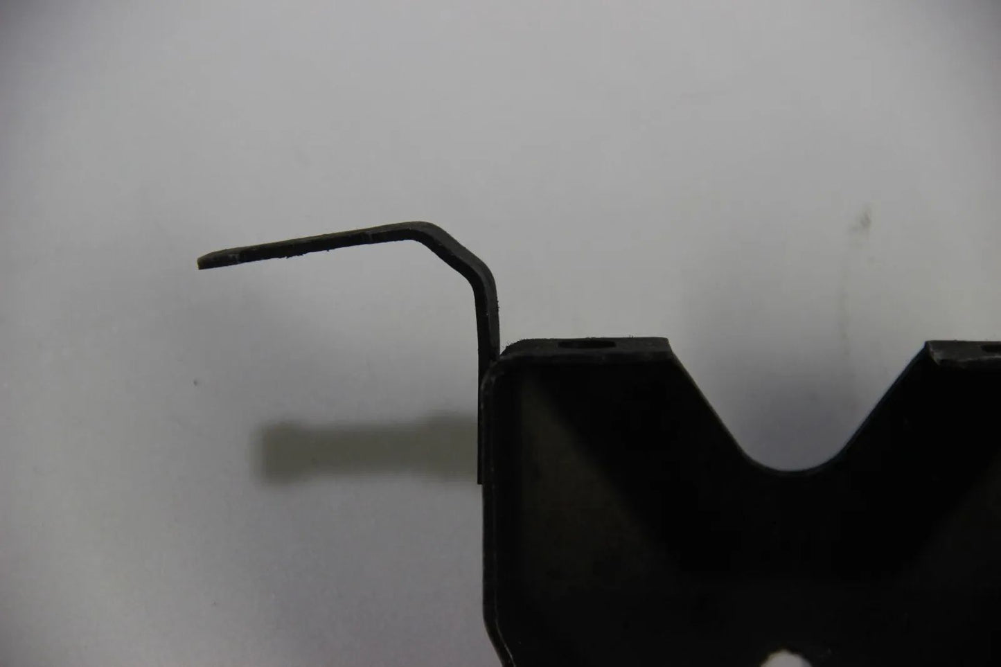 Original BMW E34 M5 Stütze Ansaugbrücke Luftsammler 11611311639 Bracket Holder