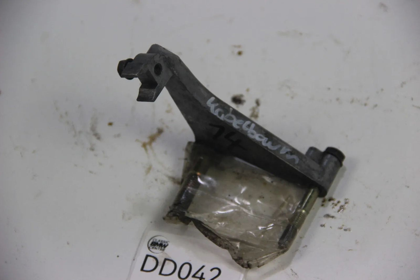 Original BMW E24 E26 M1 E28 M5 M88  Motorkabelbaum Halterung M635csi Bracket