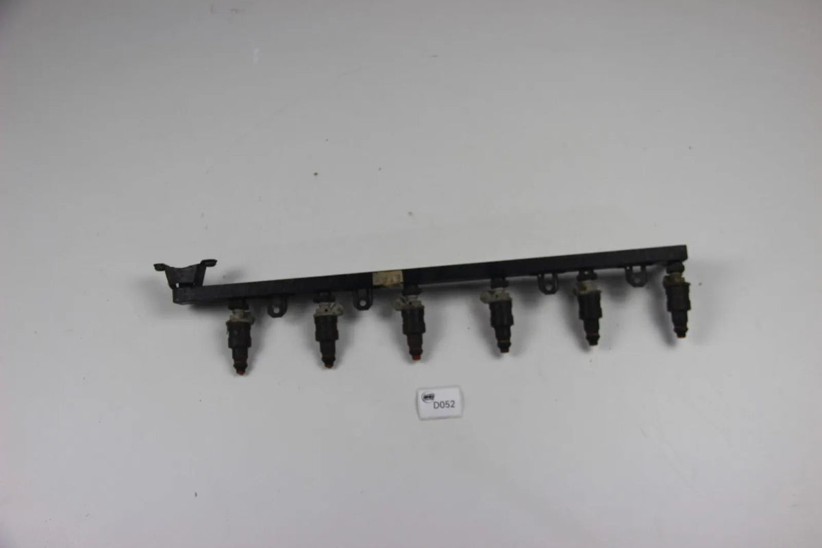 Original BMW E30 320i 323i 325i Einspritzleiste Injektoren fuel rail injectors