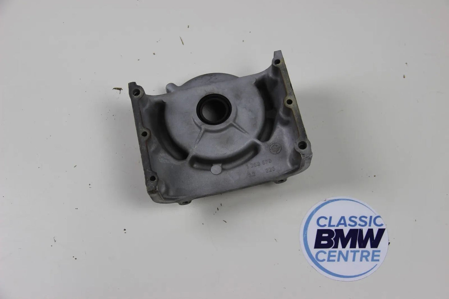 BMW E24 E28 E34  Stirndeckel Abschlussdeckel Zahnriemenabdeckung Oben 1268579