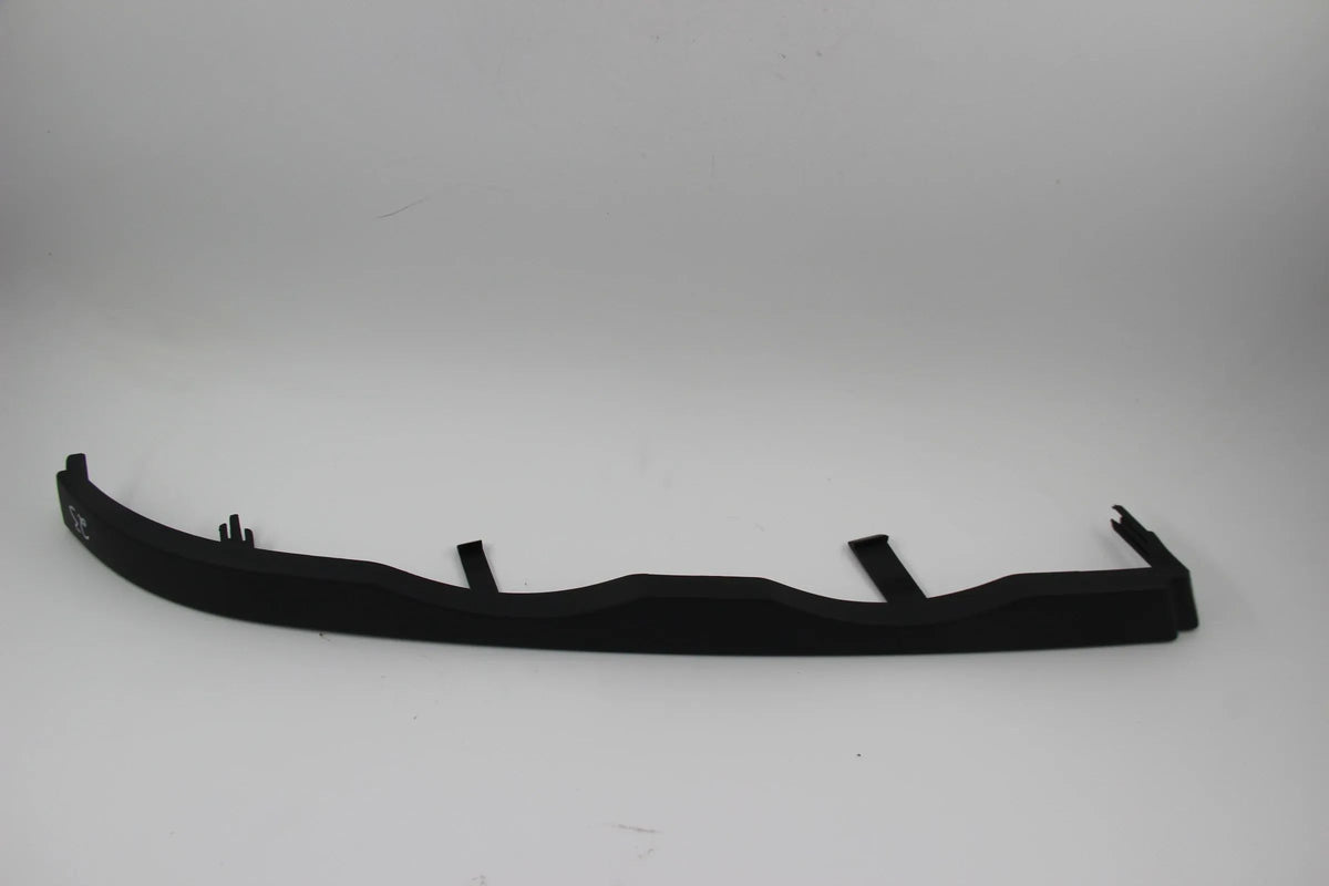 Original BMW E46 316-330xi Blende grundiert rechts Schwarz 51138208486