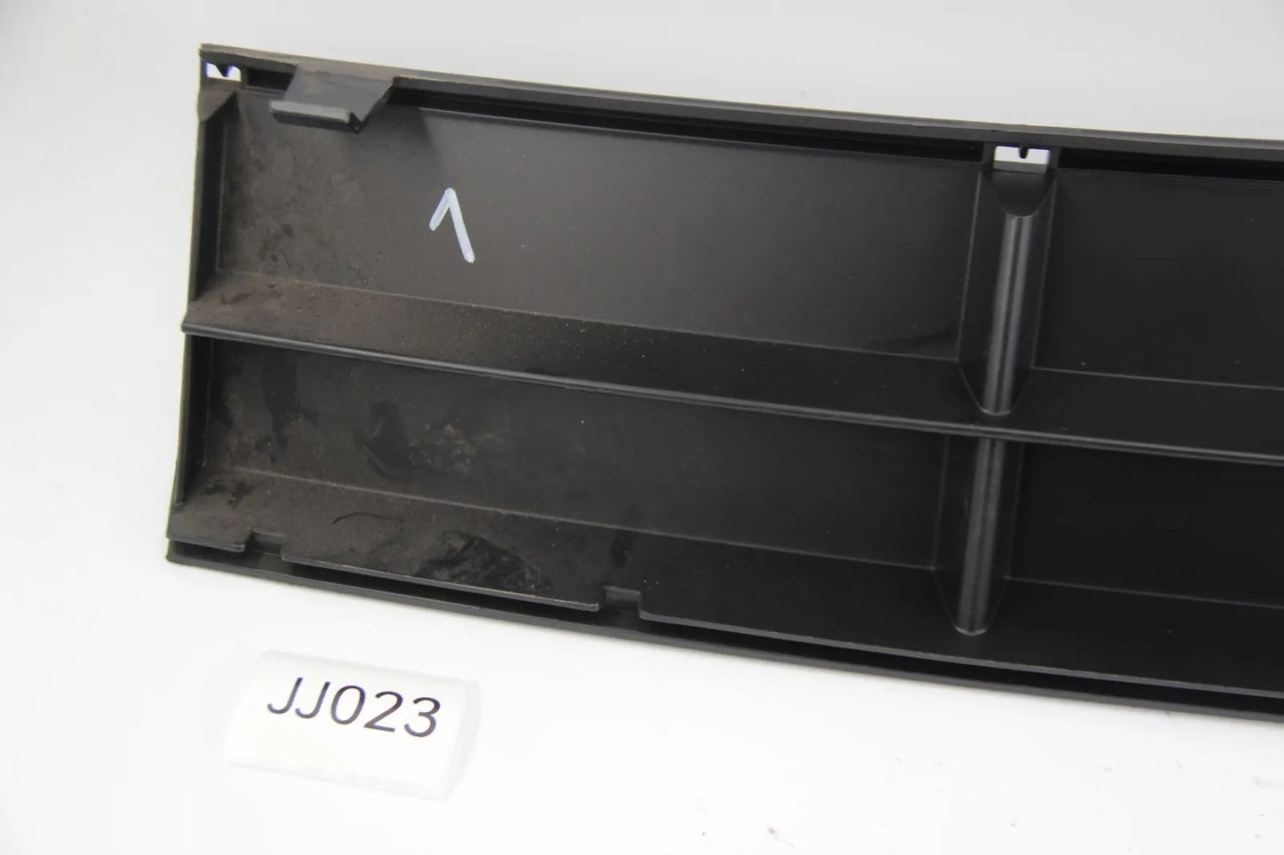 Original BMW E39 520i-540i Gitter geschlossen front Stossstange 51118160851