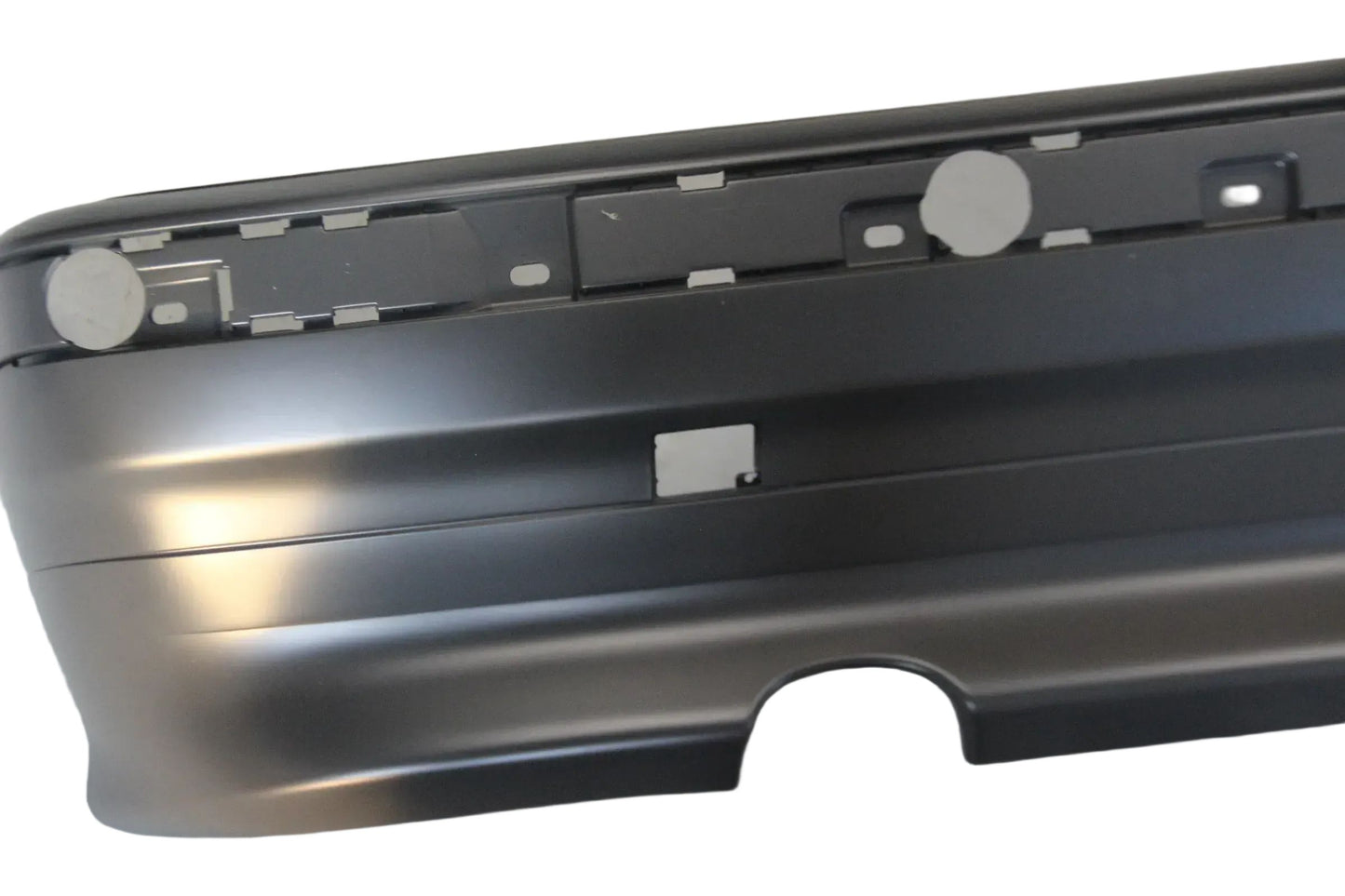 BMW E36 316-323i bis 09/96 Compact Verkleidung Stossfänger hinten 51128146458