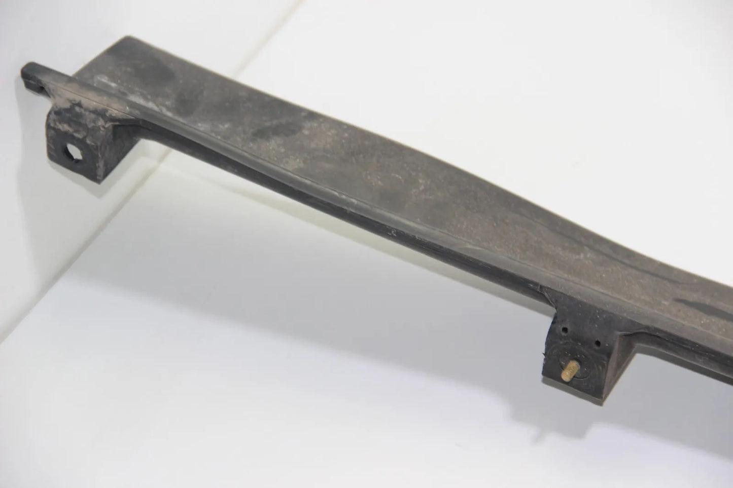 BMW E30 Stoßstange Blende 51121935010 .0 Bumper Cover Trim