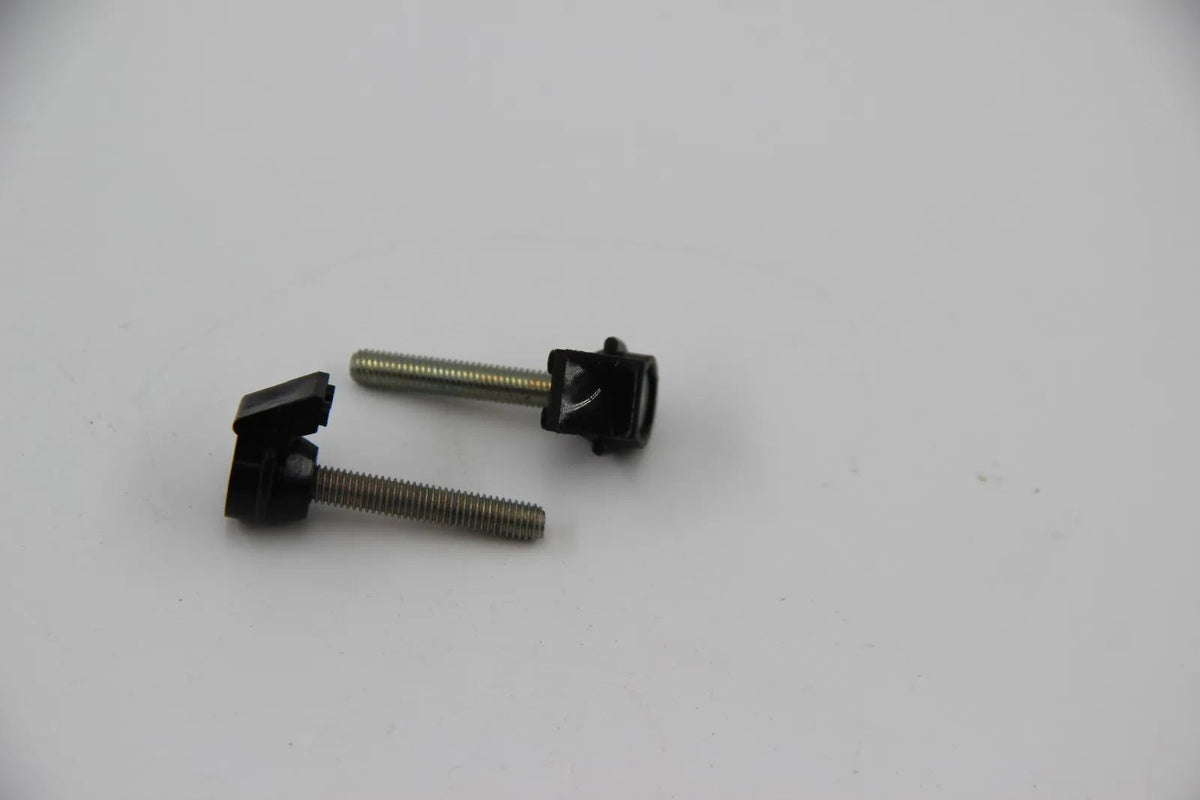 Orig BMW E3 E9 M30 E12 M10 M30  Einstellschraube Scheinwerfer 2Stk 63121354448