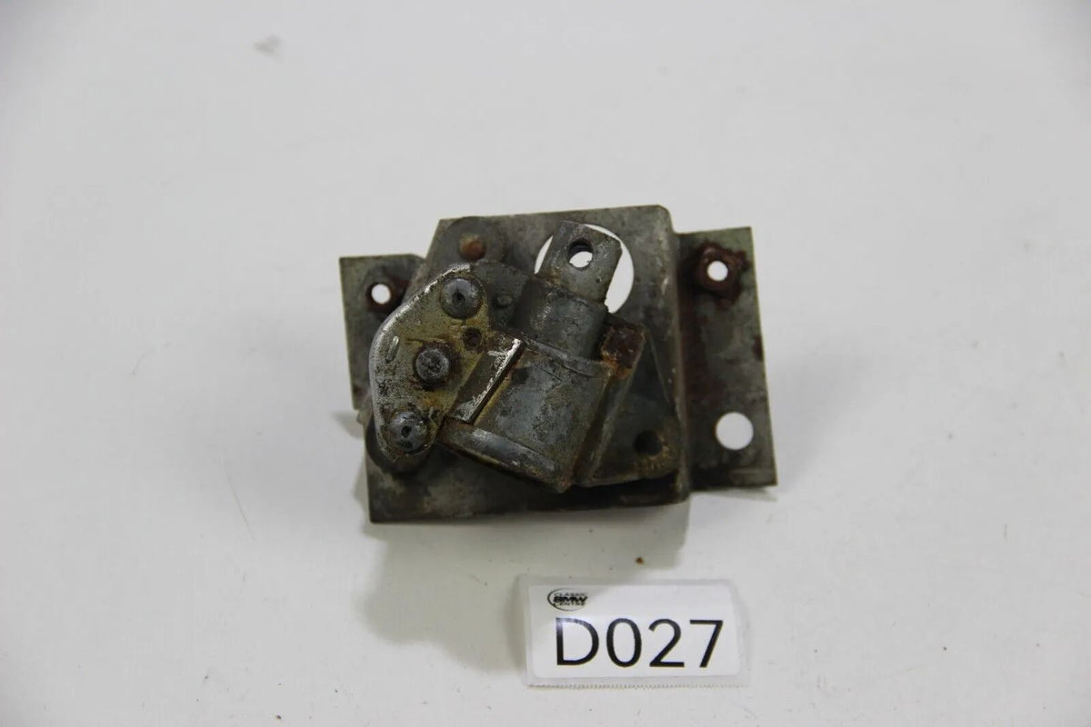 Original BMW E10 E9 Dreieckscheibe Dreh-Mechanismus links Halterung