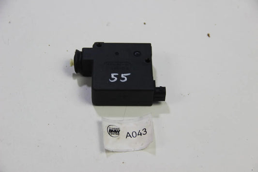 NEU BMW Original E34 Stellantrieb Heckklappe 67118351850 Zentralverriegelung