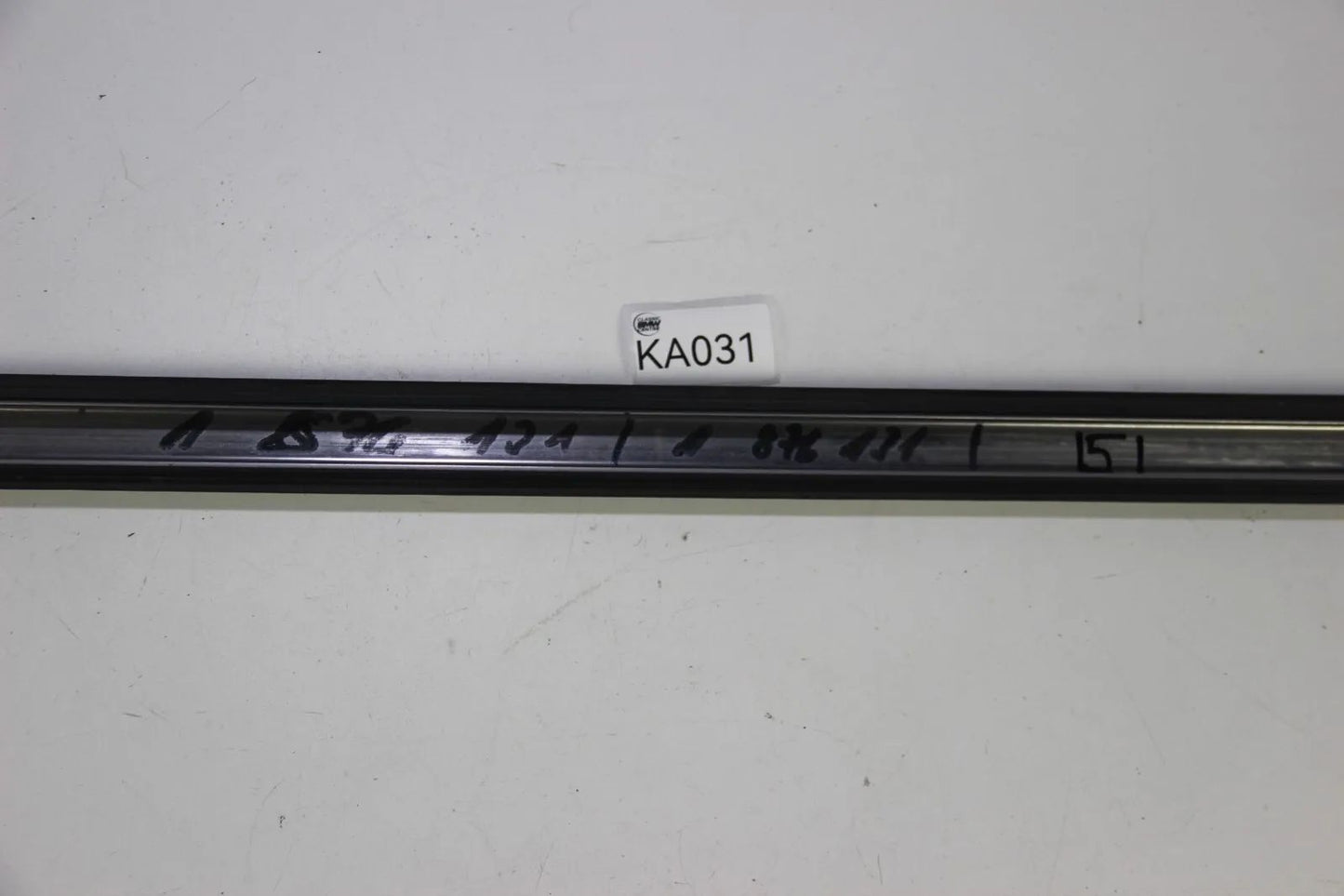 Original BMW E30 Stossleiste Tür 2 Türer links NOS 61131876131 3er VFL 316i-325i