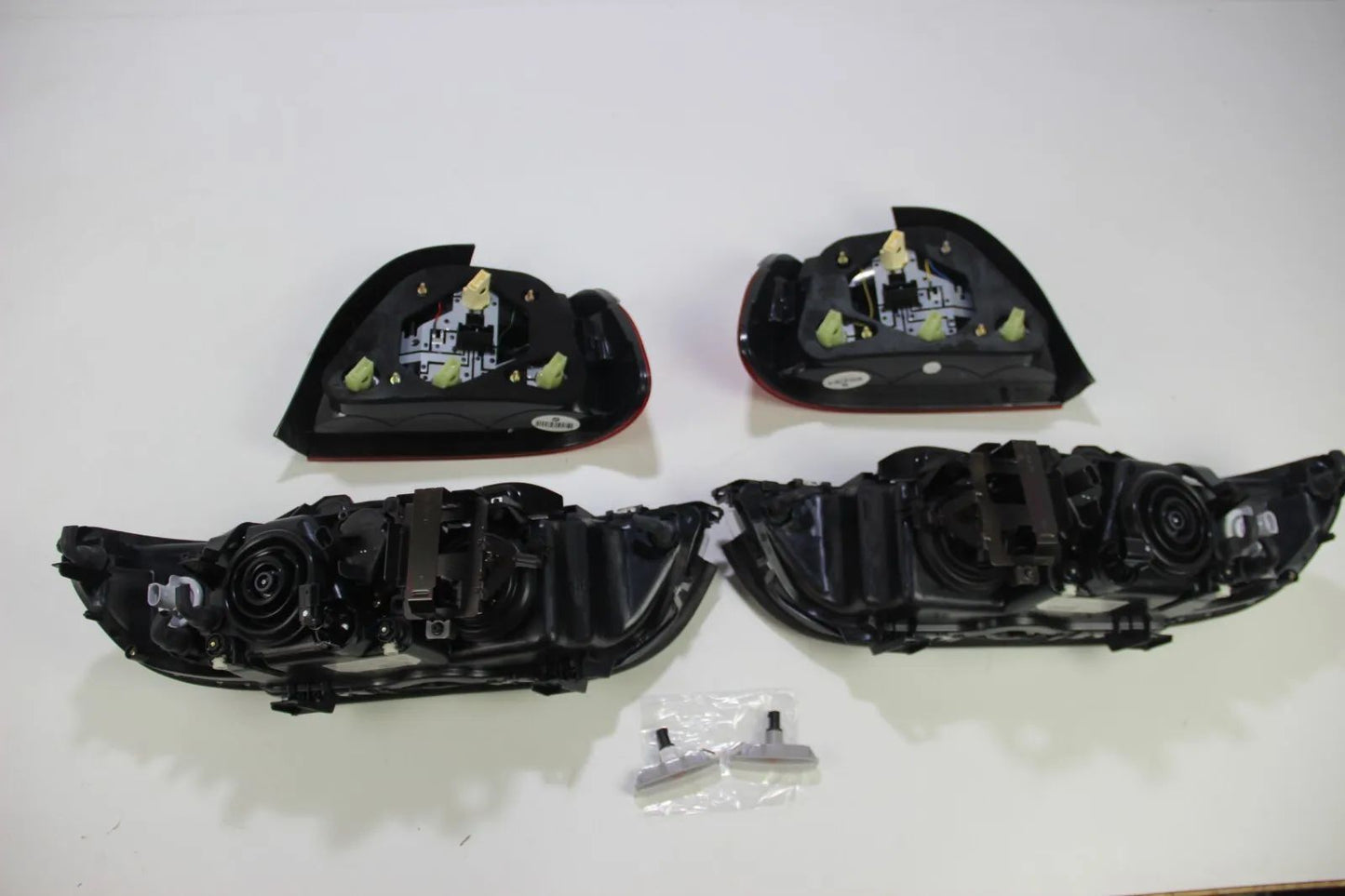 BMW E39 M5 Facelift Xenon Scheinwerfer Heckleuchte Umbausatz 6912435 6912436