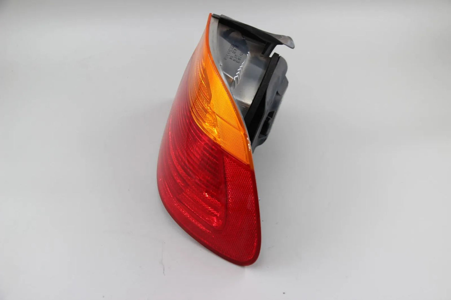 Original BMW E46 Coupe Heckleuchte Rückleuchte Seitenwand rechts  63218364726