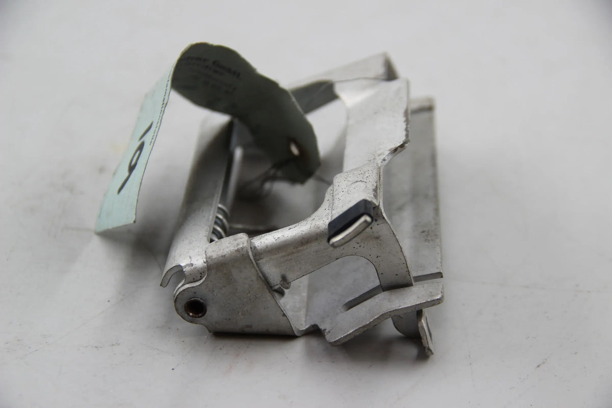 Original BMW E3 2500 - 3.3 Li Grundplatte hinten links 51221808405