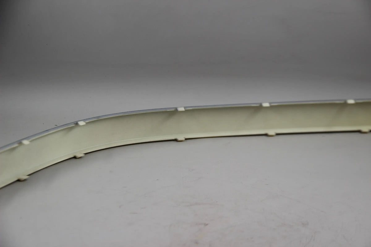 Original BMW E39 520i-540i Stossleiste grundiert vorne rechts 51117005958