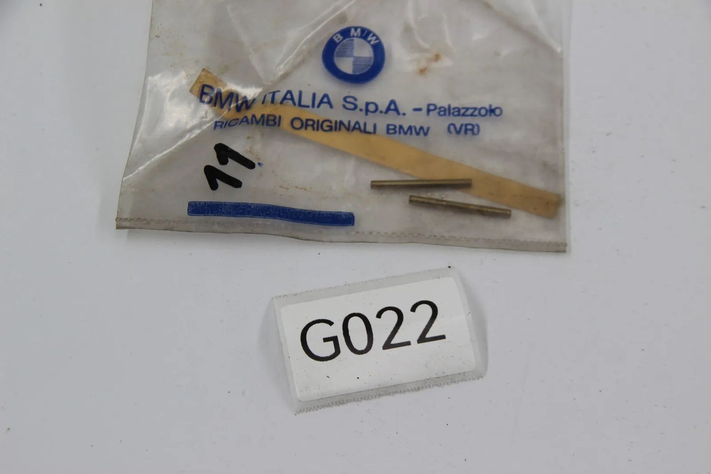 BMW E10 E3 E9 NK E12 CSL 2000tii  2x Schwimmerachse New Old Stock 13110639207