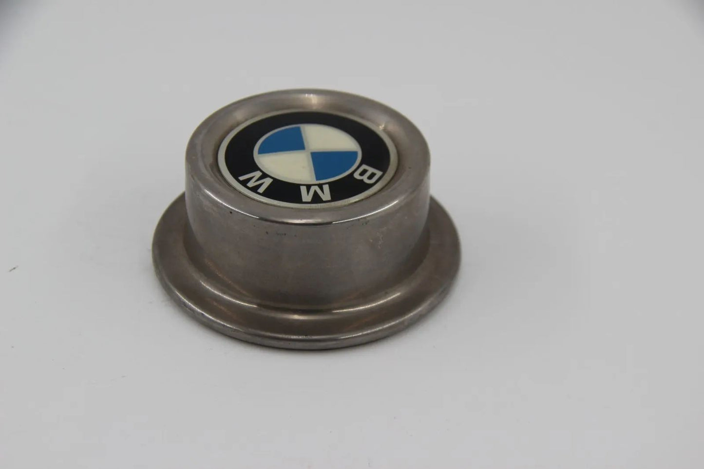 BMW E30 316i-325i ix Nabendeckel Felgen Abdeckung Nabenabdeckung 36131127230 Neu