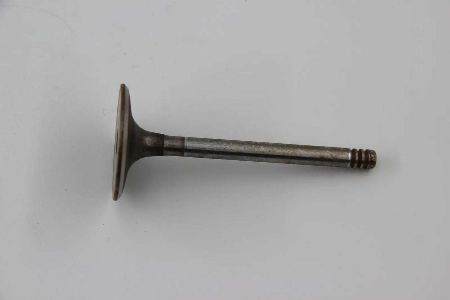 Orig BMW E10 M10 NK 4Zyl E30 E12 E28 Einlassventil 46,078,00MM NOS 11341254625