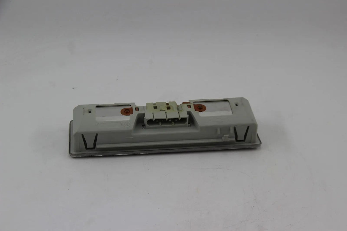 BMW E36 Coupe Limousine Touring Innenleuchte Hellgrau NOS Lamp 63318362141 Neu