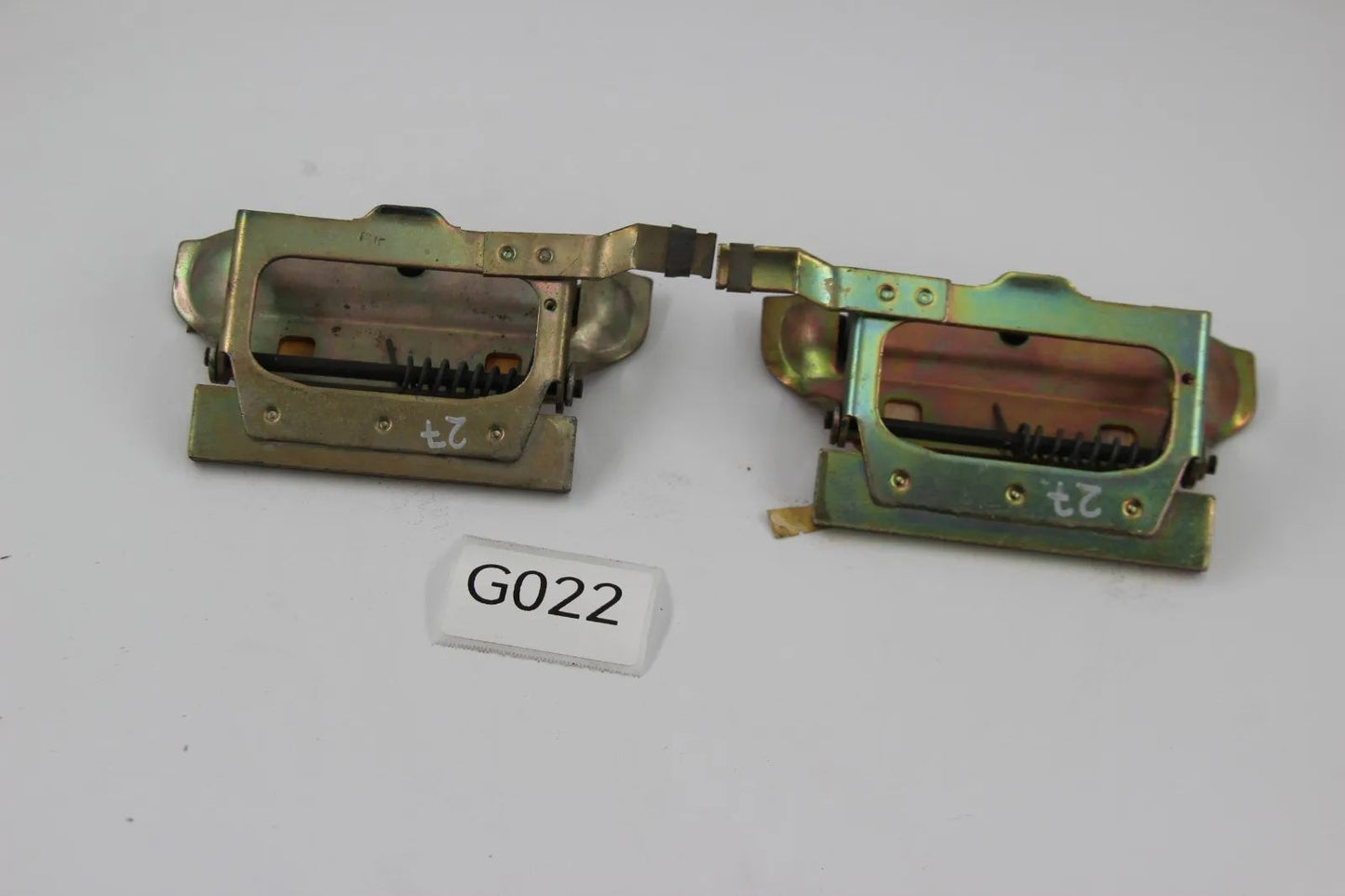 BMW M1 E21 315-323i Grundplatte Rechts Links Türgriff 51211827257 51211827258