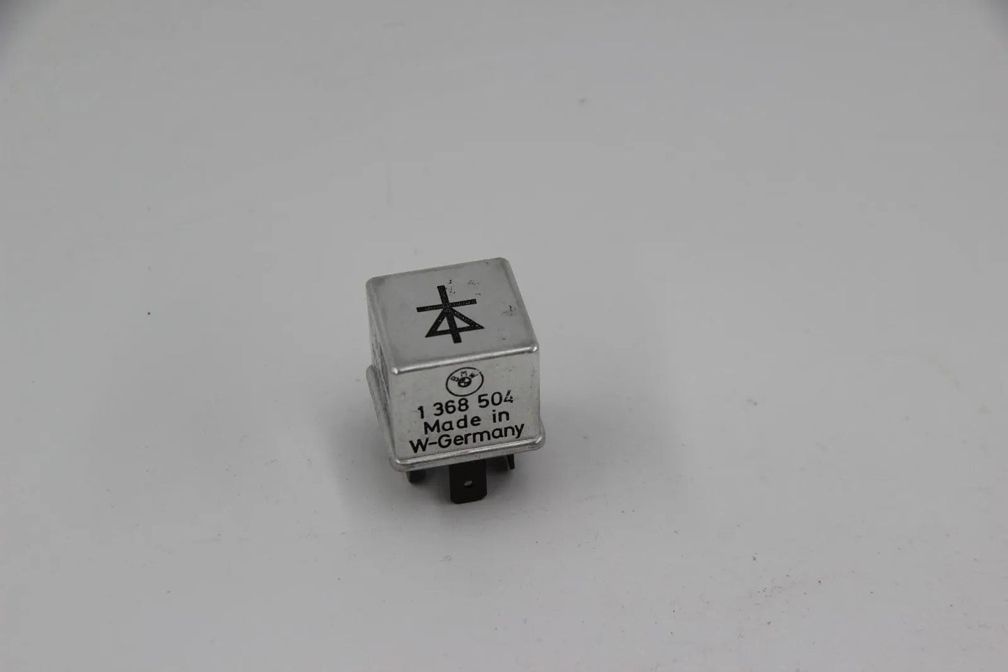 BMW E28 M5 S38 M535i M30 E24 630CSi-635CSi M30 Diodenrelais NOS 61311368504 NEU