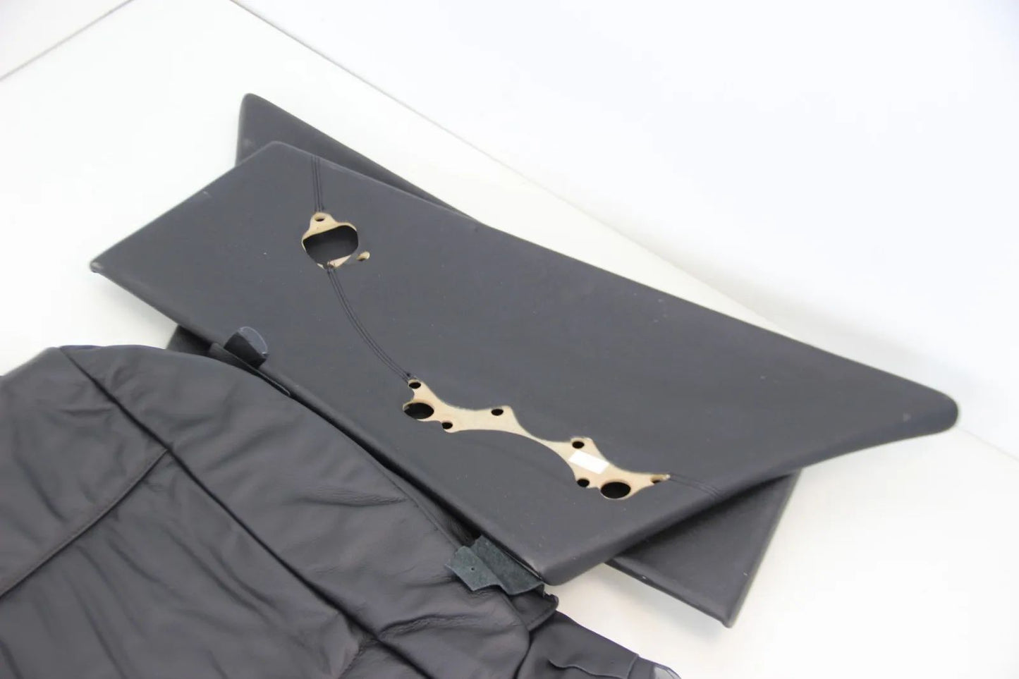 BMW E46 Limo Lederverkleidung/Bezug Innenausstattung schwarz NOS 99990460967