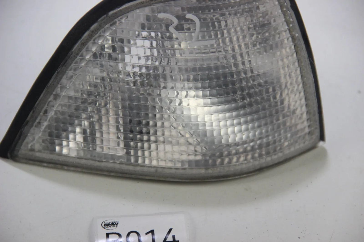 BMW E36 3er 316i-328i Blinkleuchte Blinker Leuchte Rechts Klar Repro Indicator