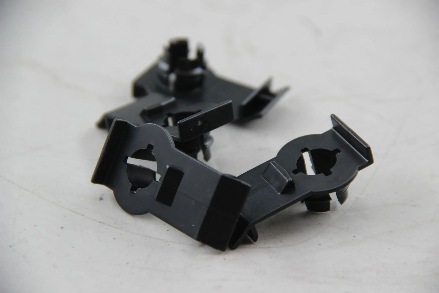 Original BMW E53 X5 3.0d M57 3.0d M57N 3.0i 4.4i 4.6is 4.8is 4x Clip 51338254781