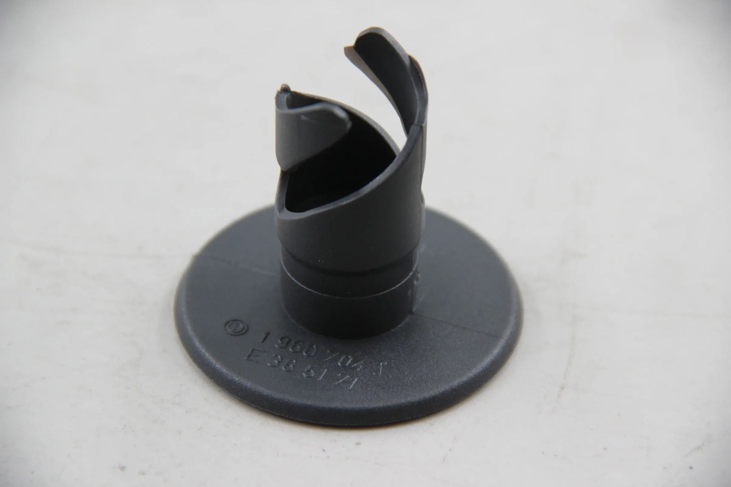 Original BMW E36 316i 318i 320i-328i M3 Drehverschluss dunkelgrau 51718151432