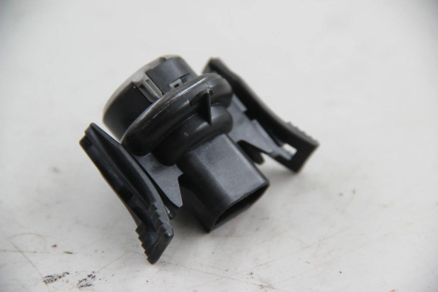 Original BMW E39 520i-540i M5 E38 728i-750i L7 Lampenfassung NOS NLA 63138361002