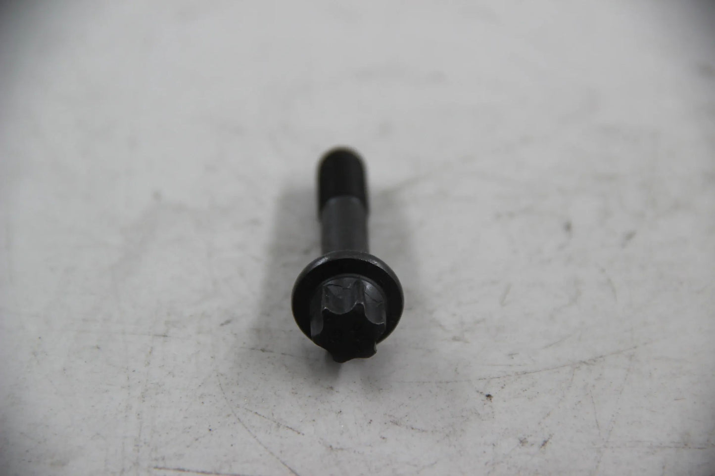 Original BMW E12 Schraube Aussentorx mit Rippverzahnung M8X40 PHR 33211227177