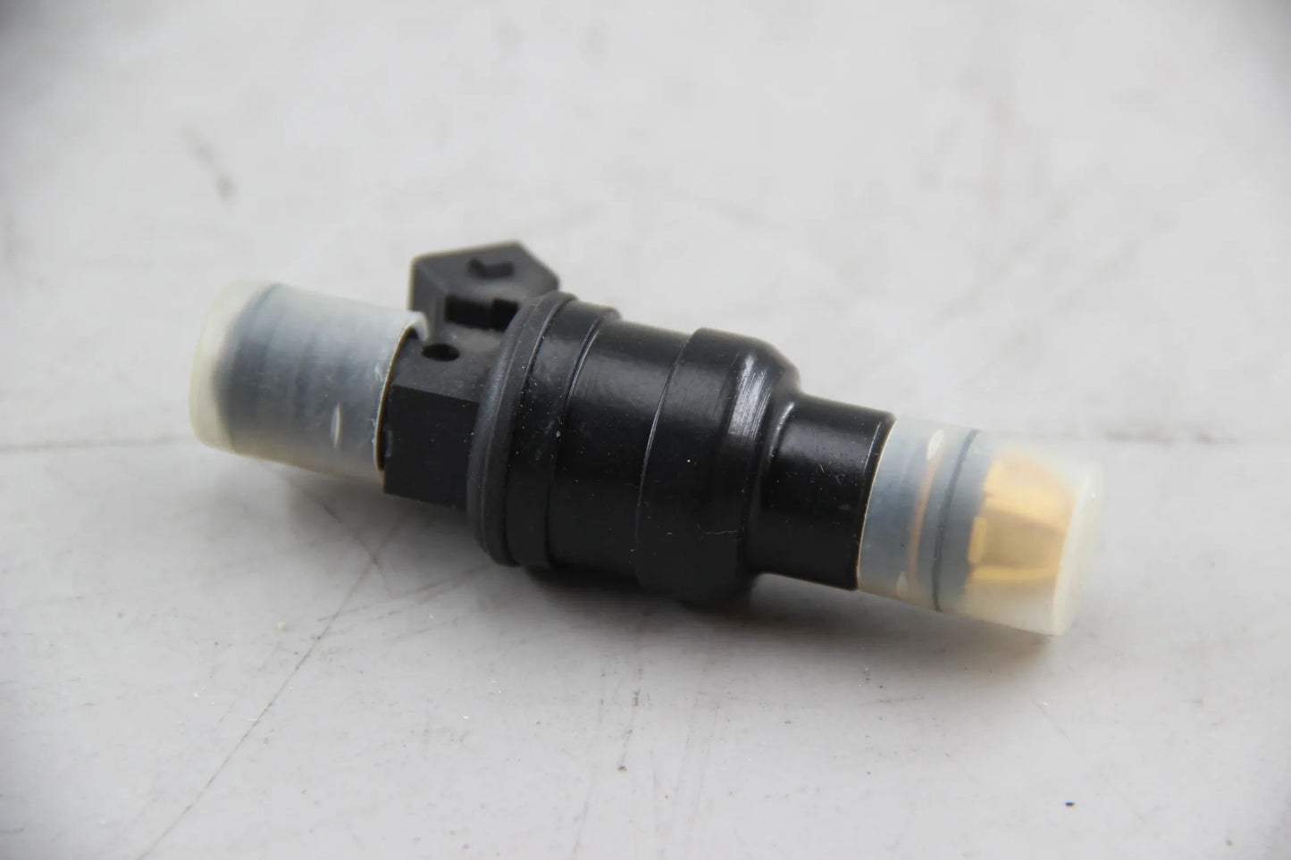 Original BMW E30 318i M10 E28 518i M10 Einspritzventil 13641706058