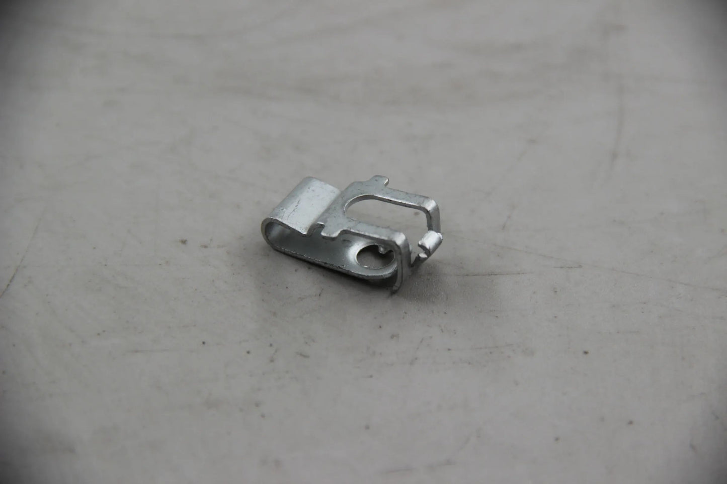 Original BMW E46 3er Clip NOS NLA 51718212165