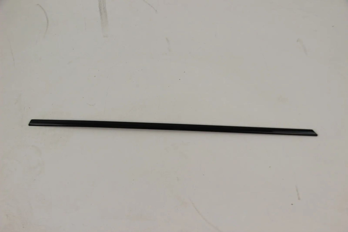 BMW E39 5er 520i-540i M5 Zierleiste hinten rechts GLANZSCHWARZ NOS 51362427438