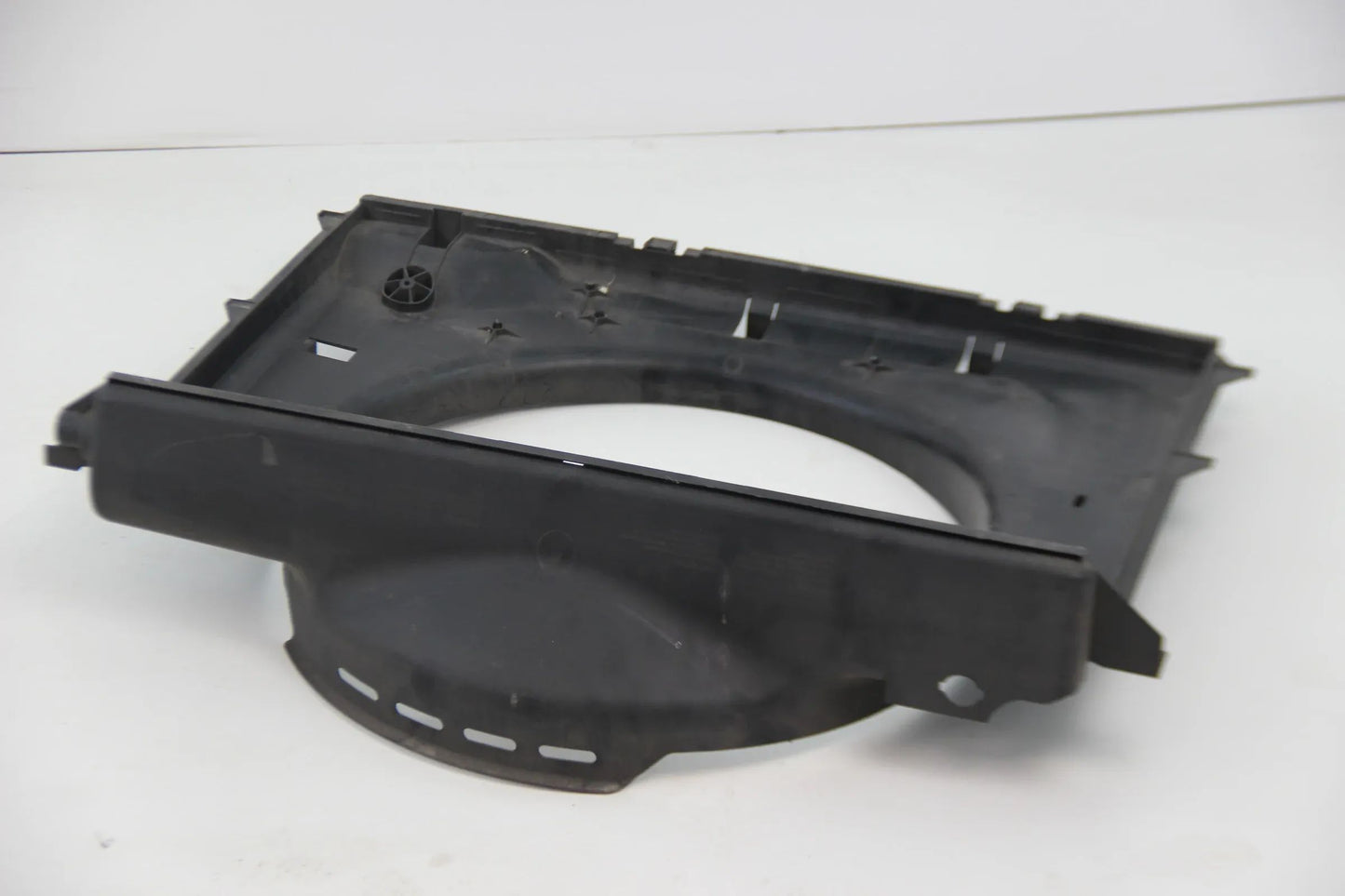 Original BMW E39 520i 523i 525i 528i 530i Lüfterzarge NOS NLA 17101438457