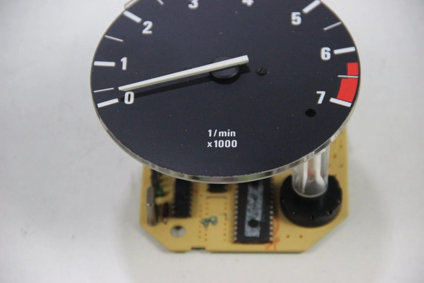 BMW E30 320i 323i 325i 325e Kombiinstrument  Drehzahlmesser ohne VerbrauchsAZ