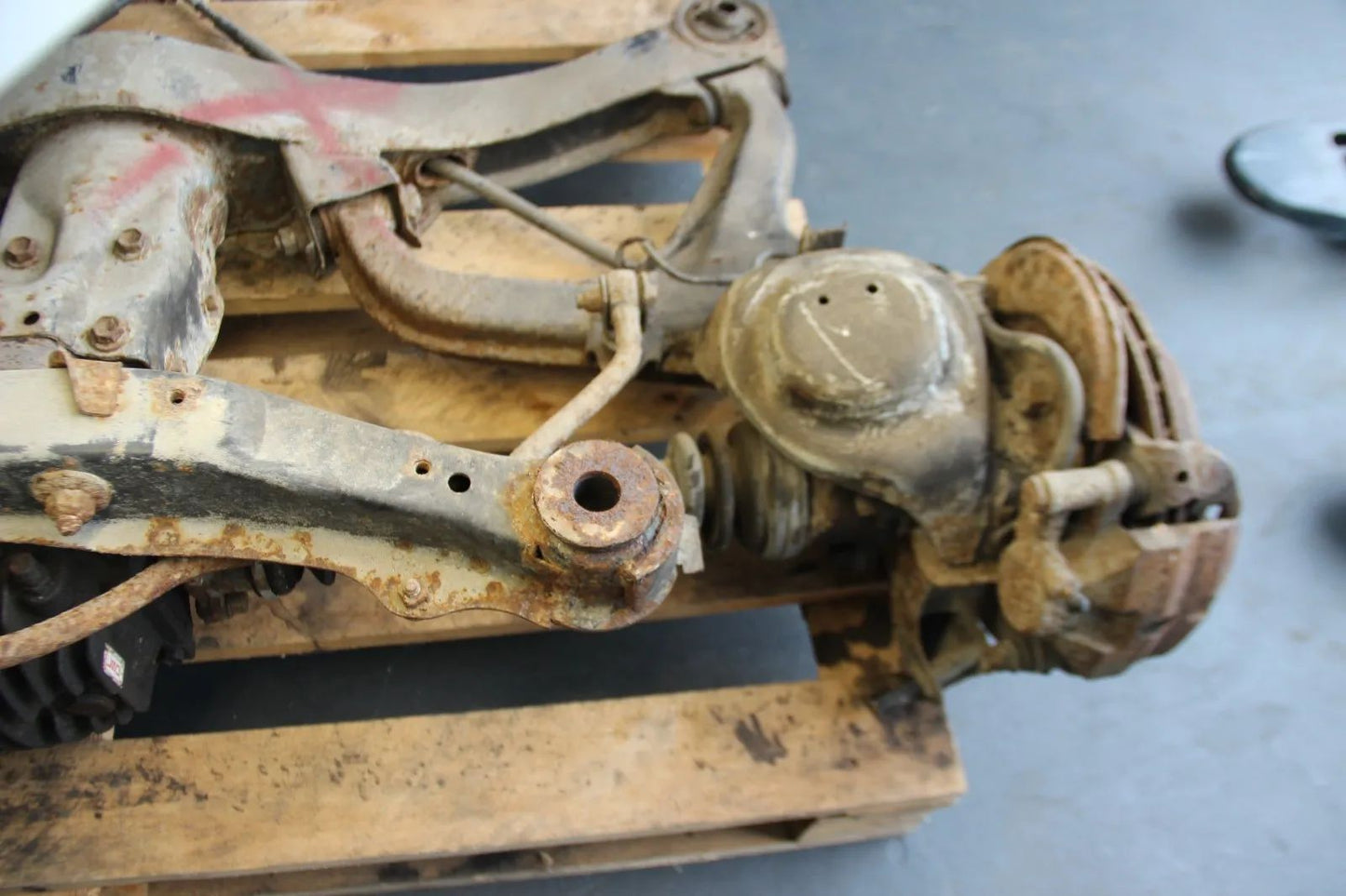 Original Toyota supra Supra A60? Hinterachse Komplett LSD Sperrdiff Schwinge