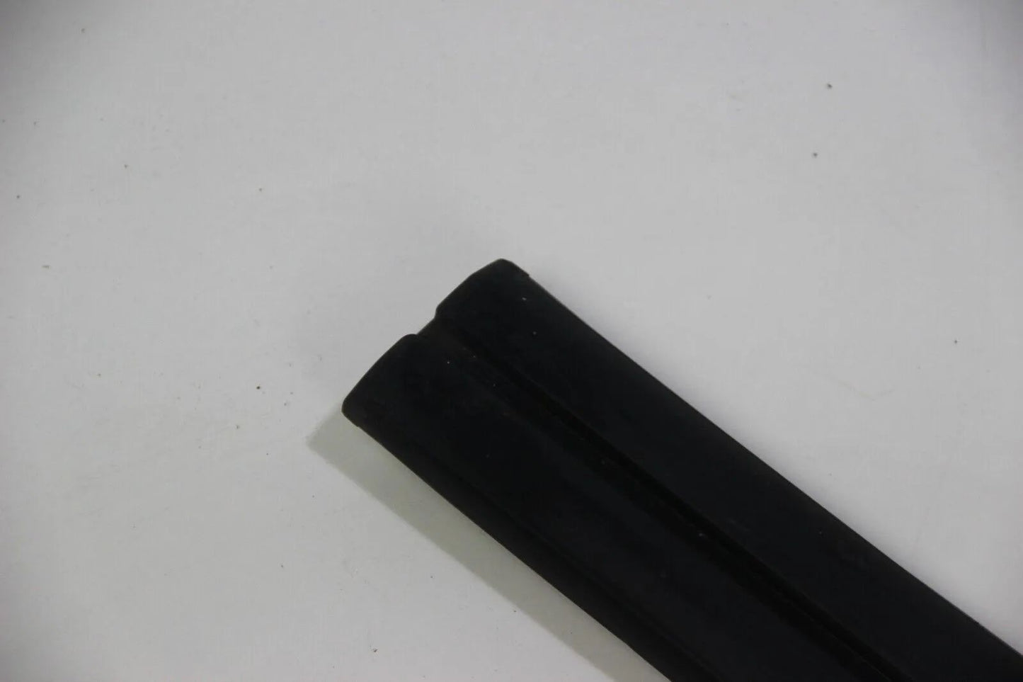 BMW E24 628csi-635csi Stoßleiste hinten Gummileiste bis 05/82' 51121839142