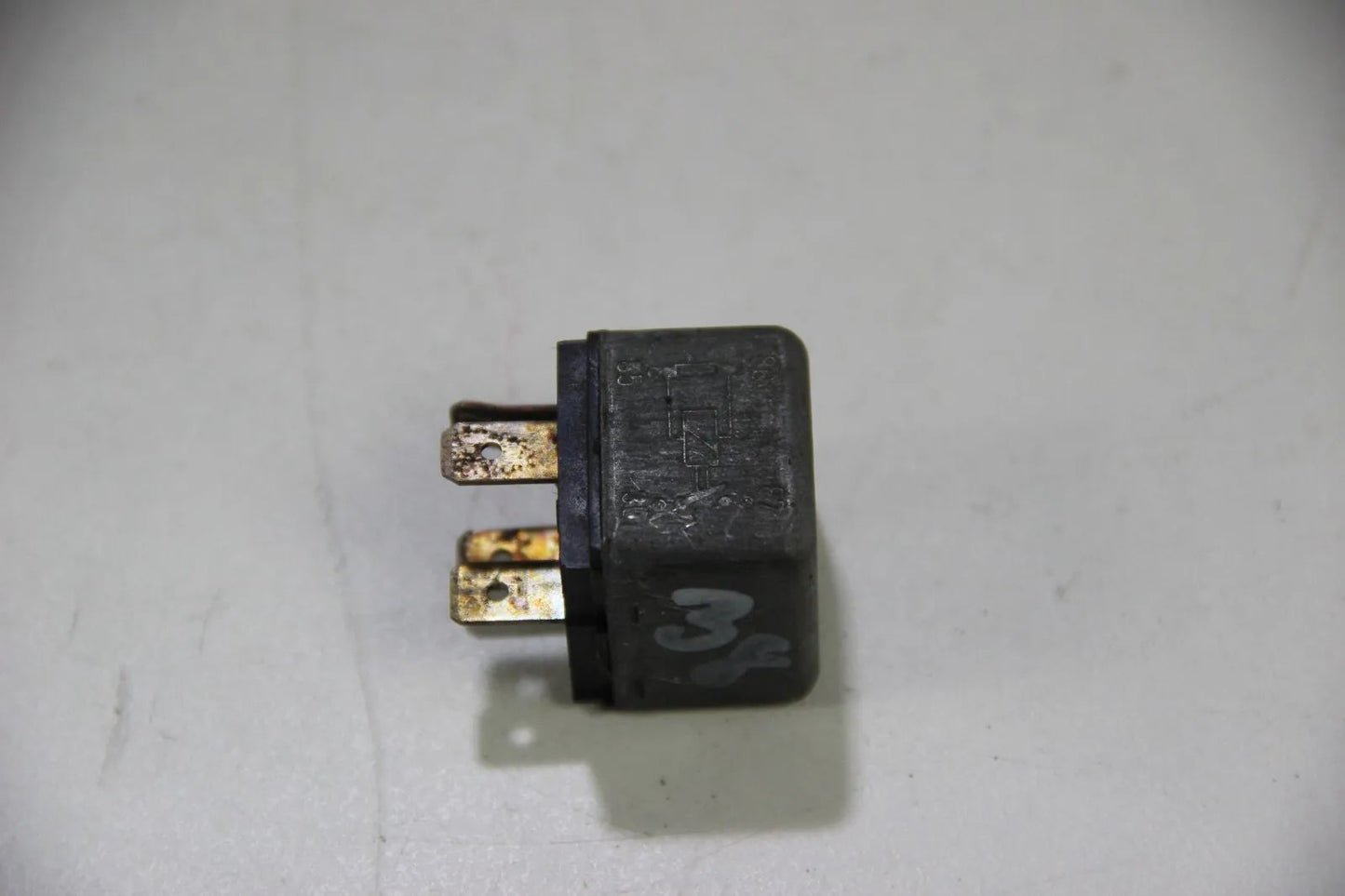 Original Bosch Relais Arbeitsrelais Steuerrelais Relay 12V 30A  0332014415