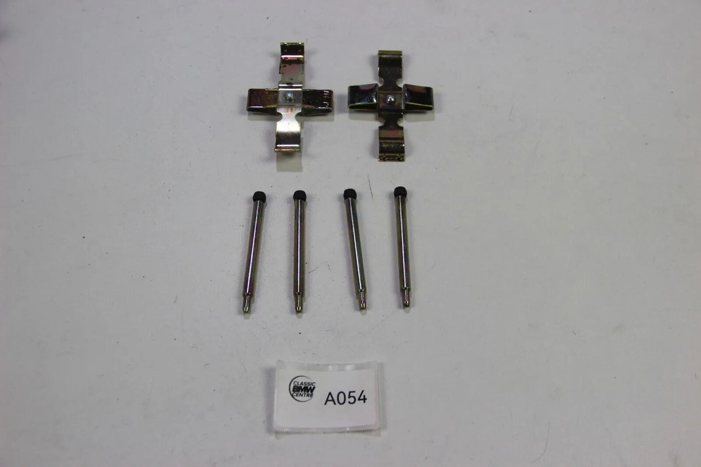 Original BMW E12 Zubehör Belagsatz 34211150554 Bremssattel Zubehör Clips