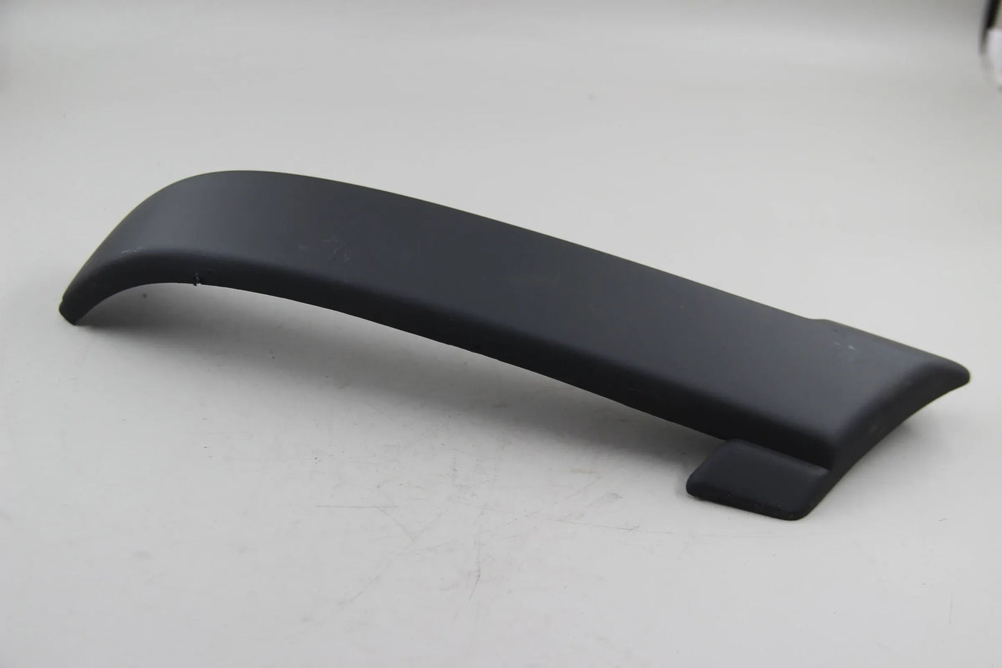 Original BMW E30 318i 320i 323i 325i Stossleiste links NOS NLA 51111888273