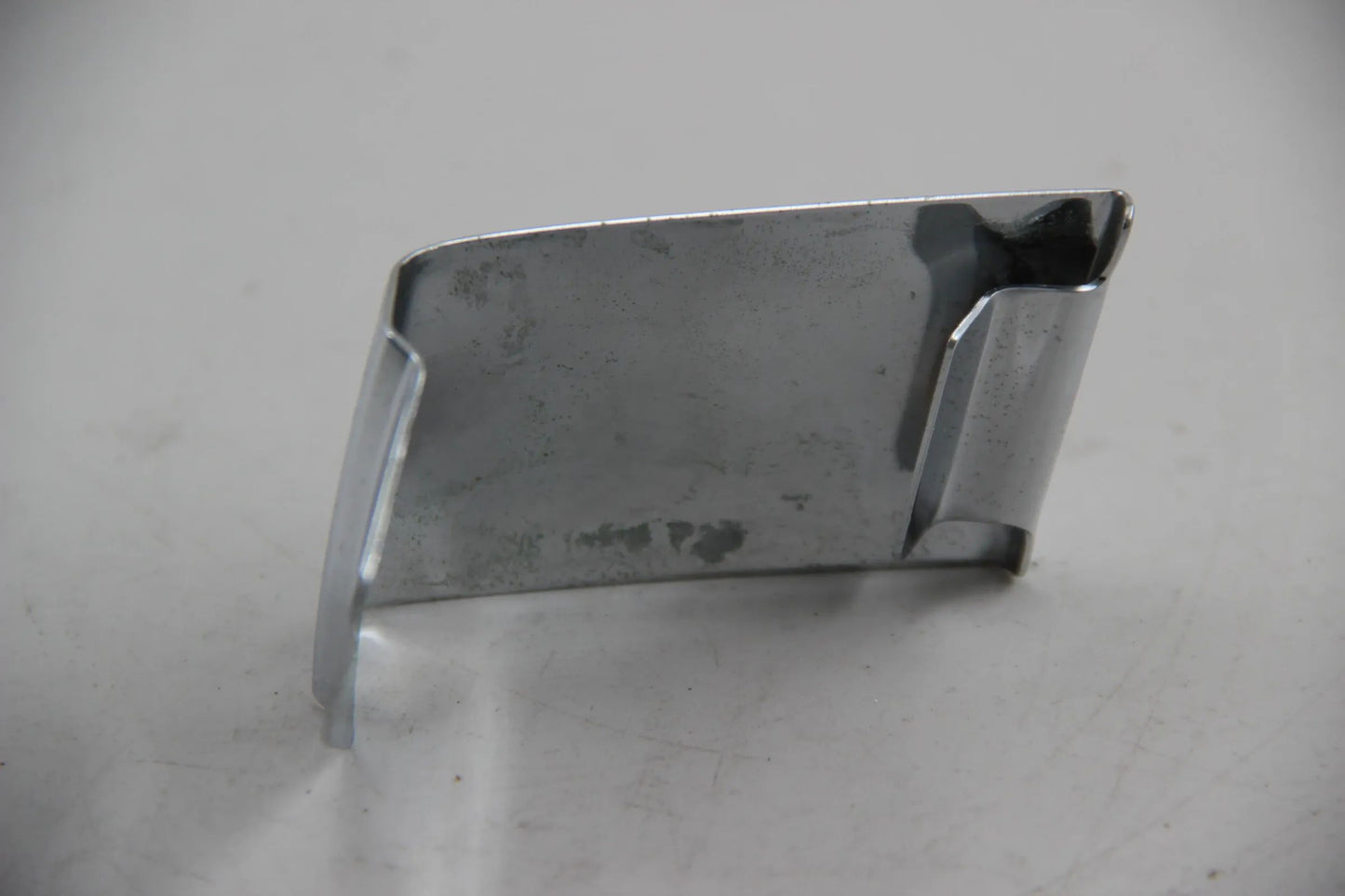 Original BMW E28 518i 520i 525i 528i 533i 535i M5 Blende links 51111868097