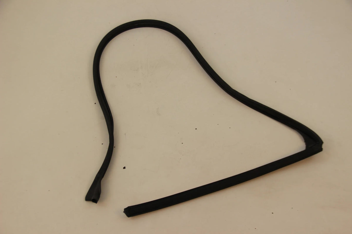 Original BMW E39 Dichtung Türfuge Dachrahmen hinten rechts NOS NLA 51228254532