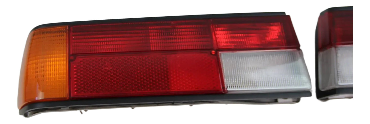 Original BMW E24 628CS-635CSi M635CSi E26 M1 Heckleuchte links + rechts komplett shadowline