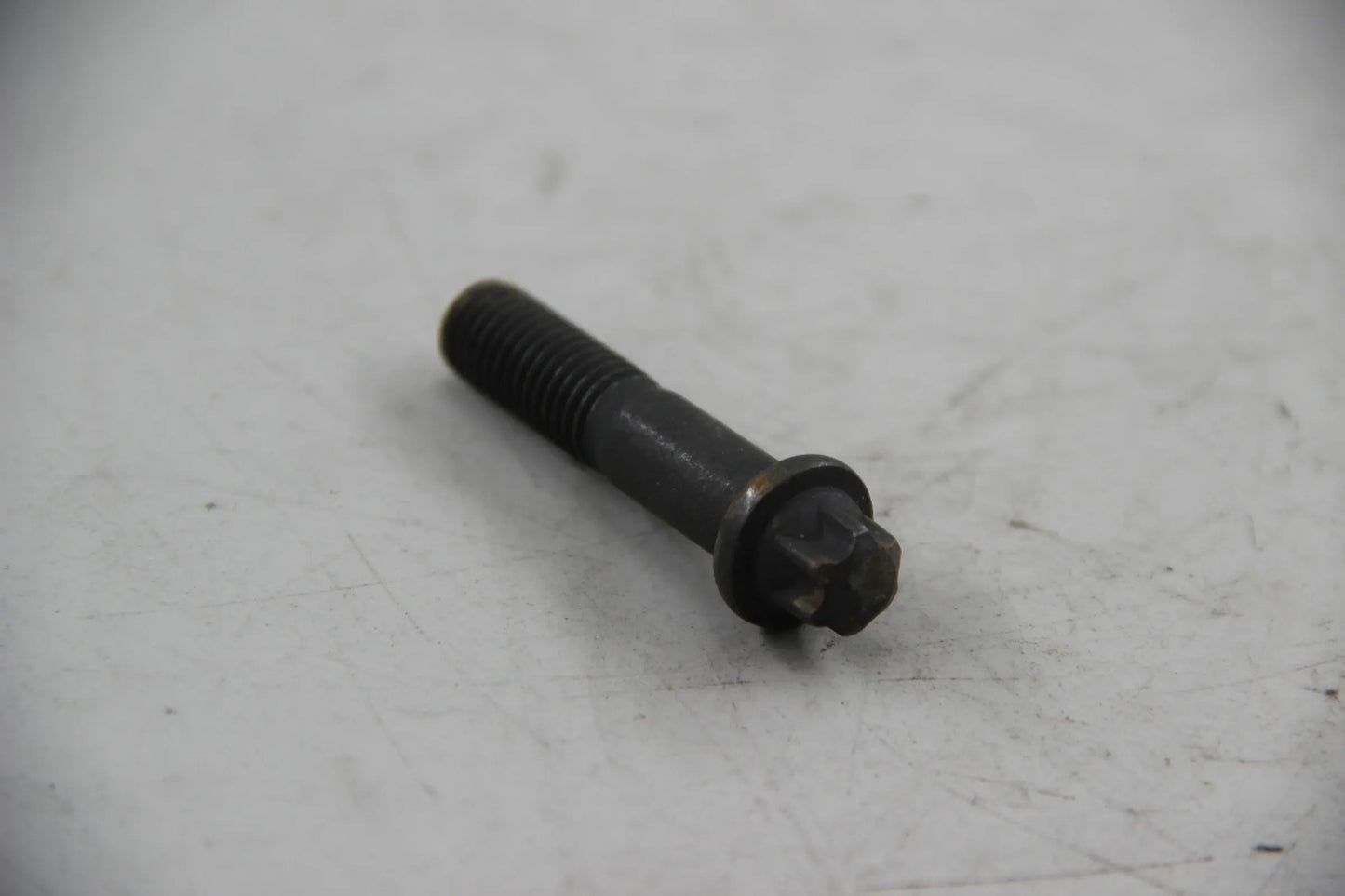 Original BMW E21 E36 Schraube Aussentorx mit Rippverzahnung M10X46 33211227664